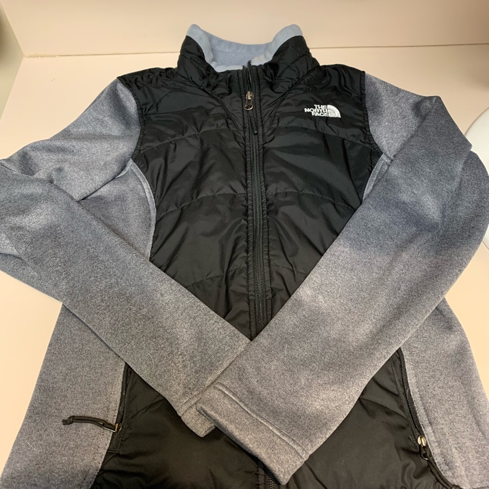 Women’s North Face Zip Up